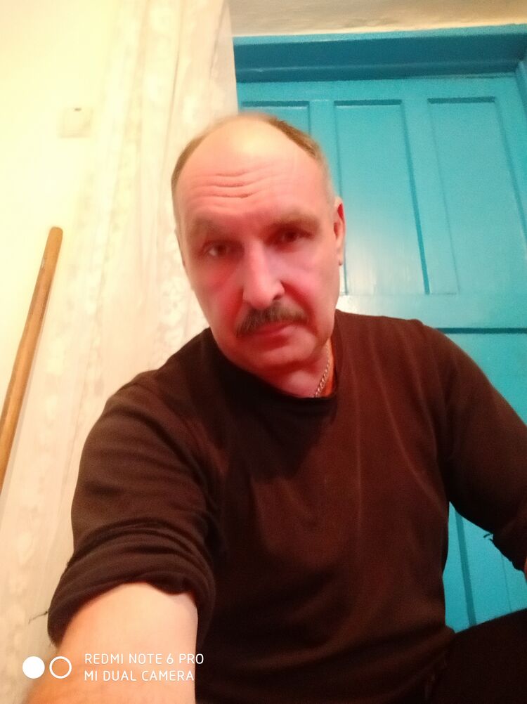  23537534  Aleksandr, 53 ,    