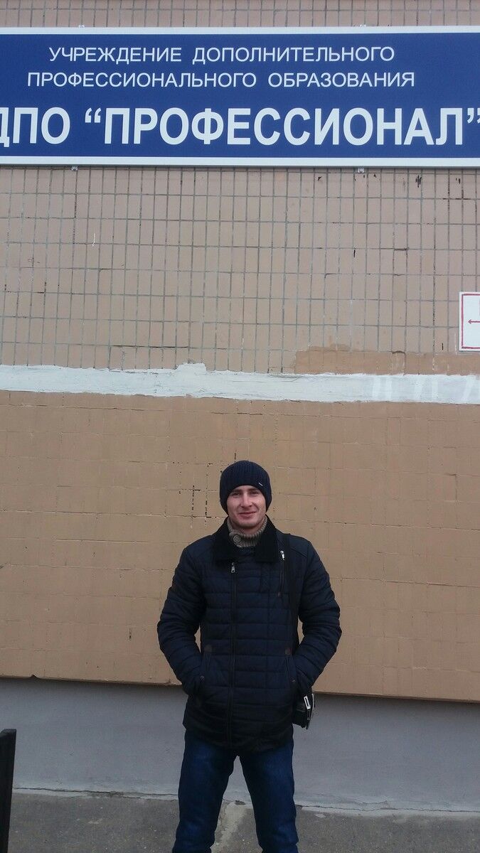  10734574  Vitalik, 34 ,    