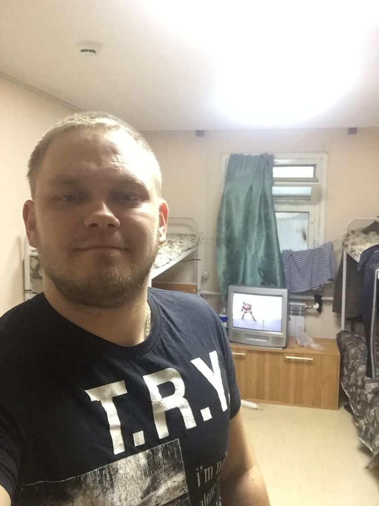  9760824  , 39 ,    