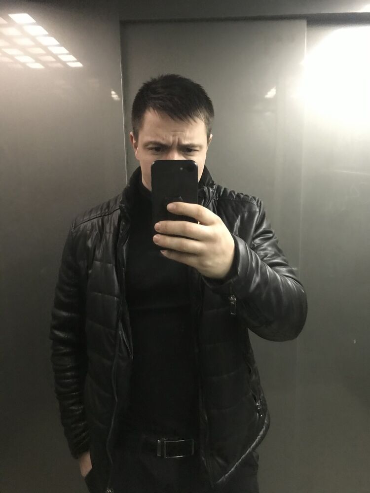  19050784  , 32 ,    