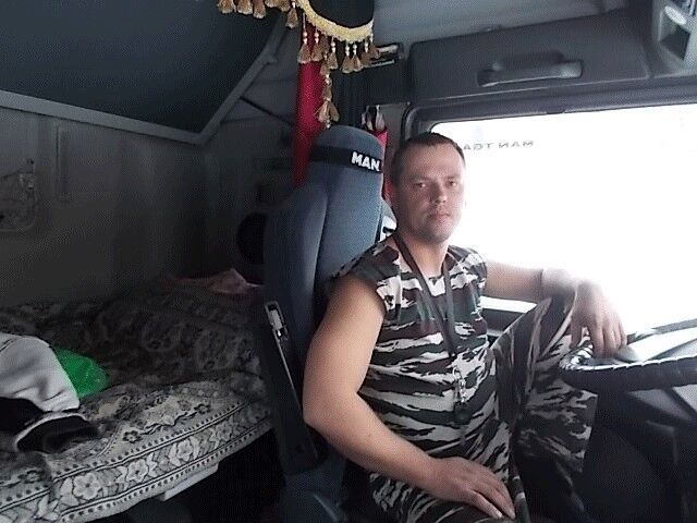  9942354  , 40 ,    