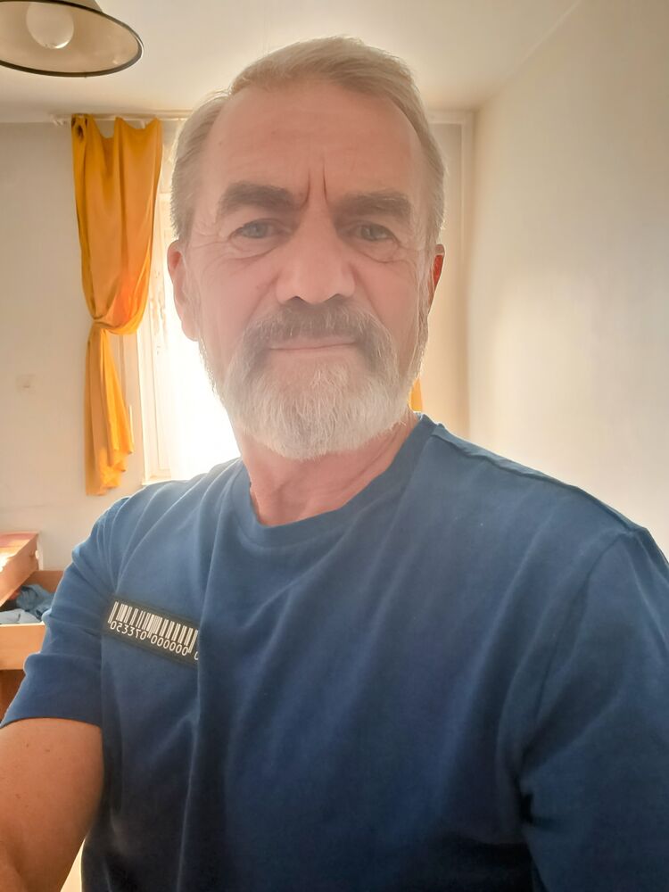  Bochnia,   Roman, 61 ,   ,   