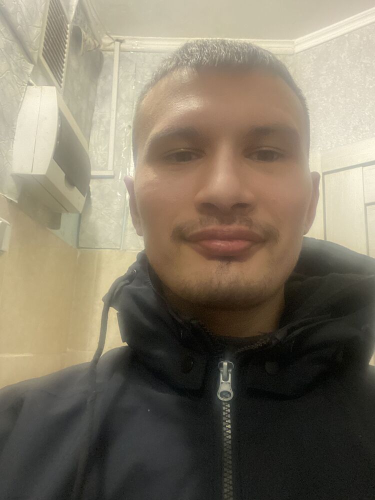  46758784  Ivan, 29 ,    