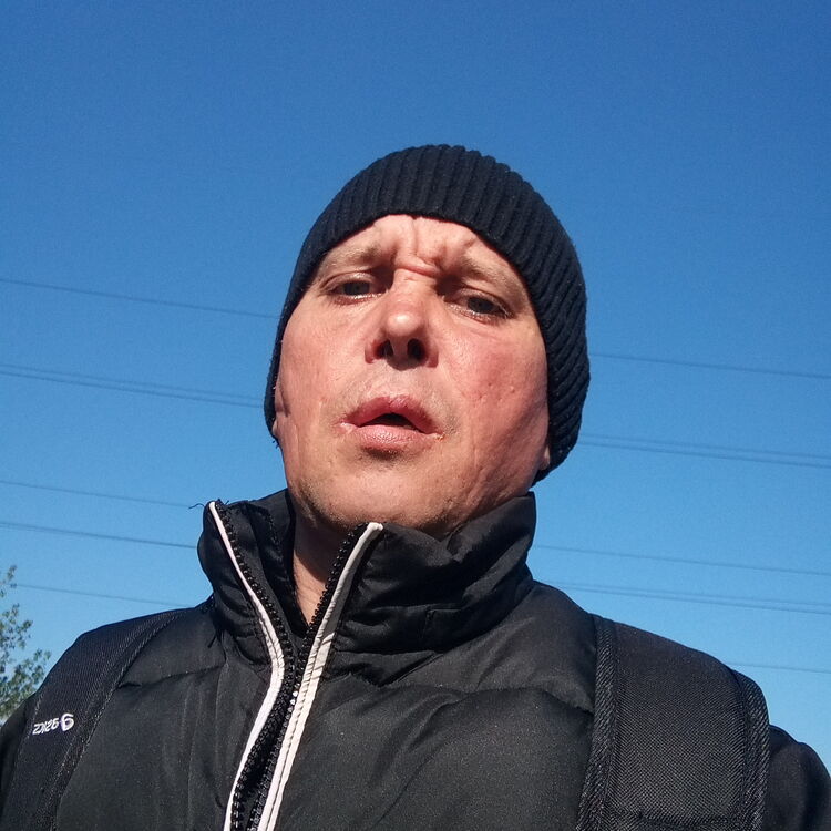  44250834  , 37 ,    