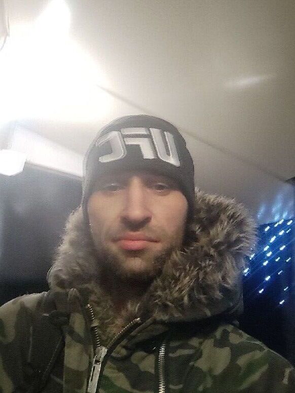  25099854  Jok, 36 ,    
