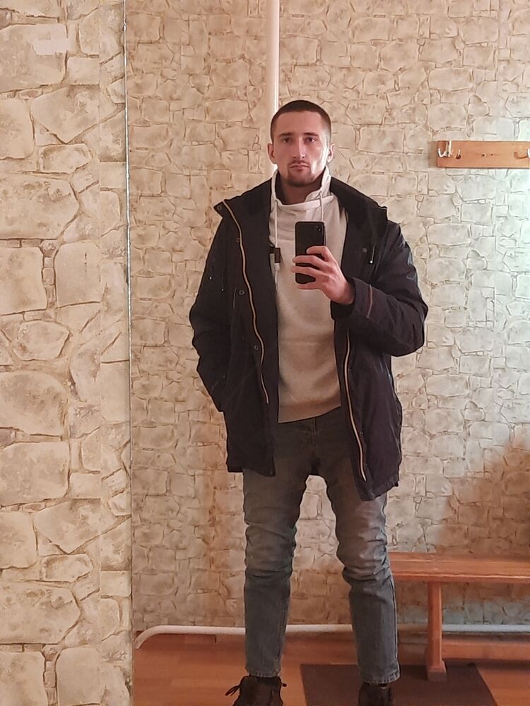  30837174  , 28 ,    