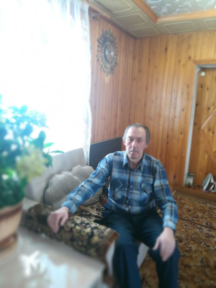  32997404  , 70 ,    