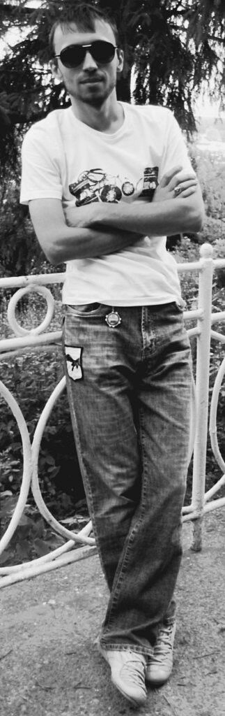  10207714  AleksR, 38 ,    