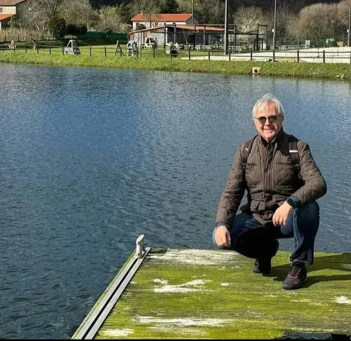  49798634  Dovelove, 62 ,    