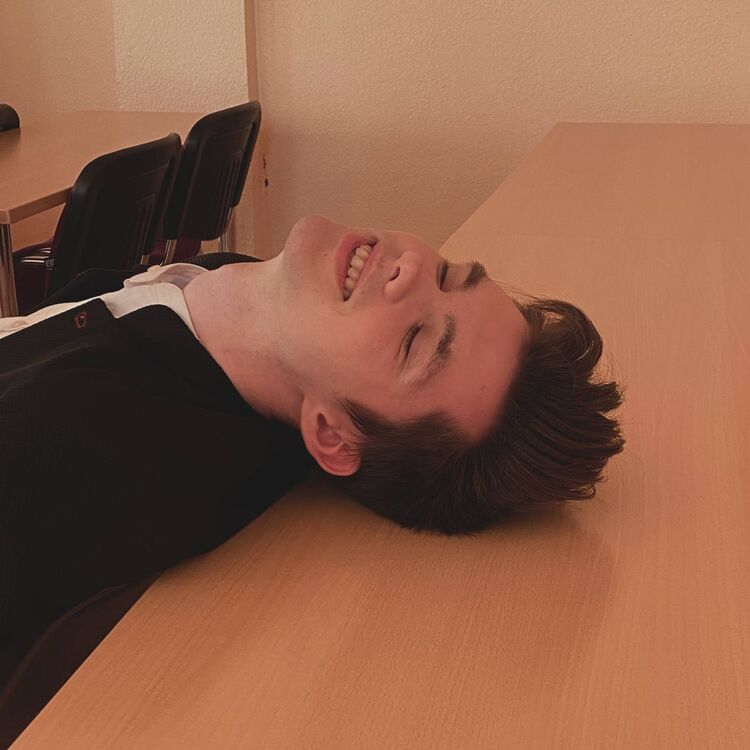 ���� 27323104 ����� ������, 22 ����, ���� ���������� � ������