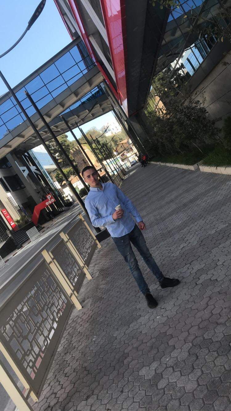  39830234  Khaled, 28 ,    Algiers