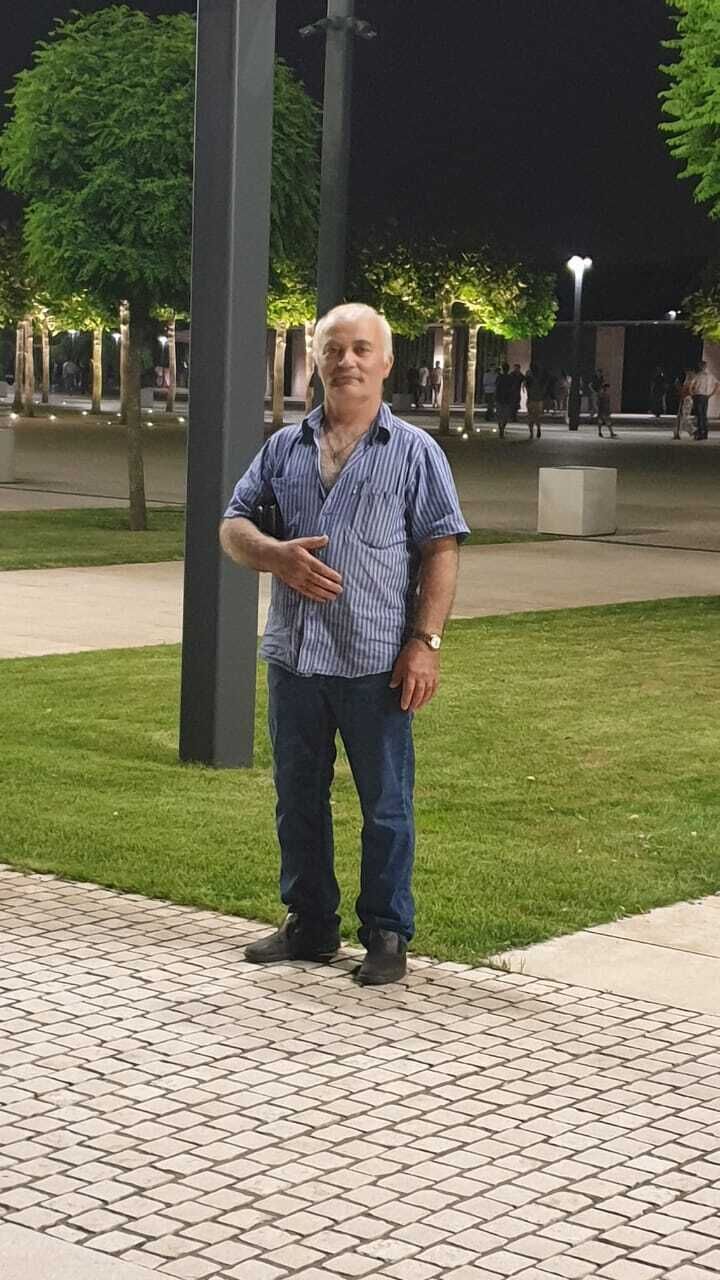  44463474  , 69 ,    