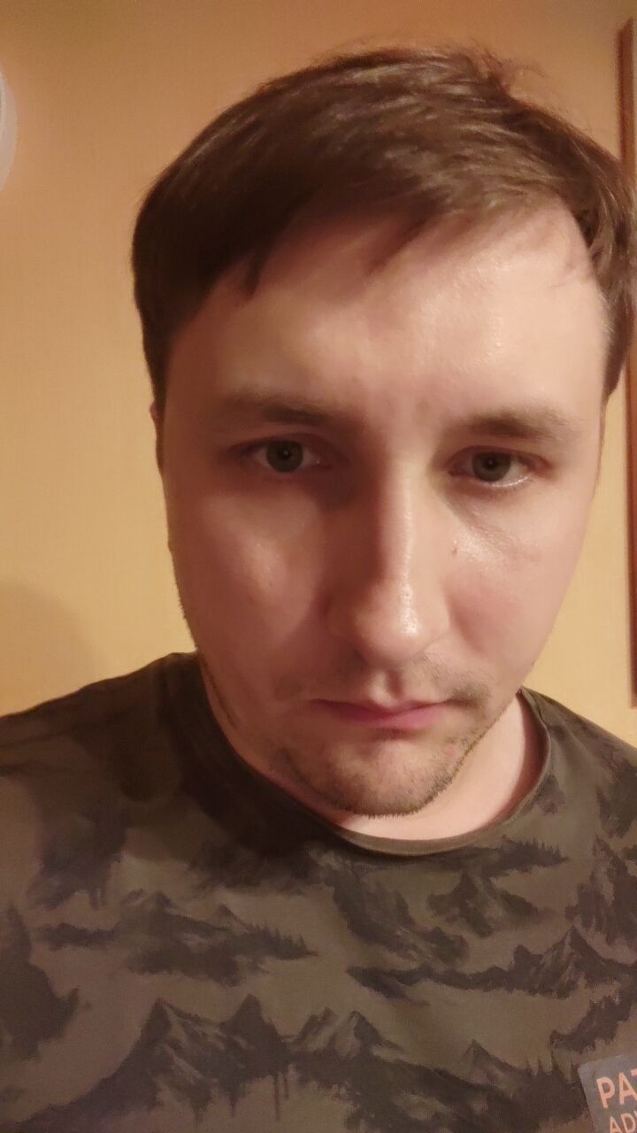 Odorheiu Secuiesc,   Alex, 25 ,   ,   
