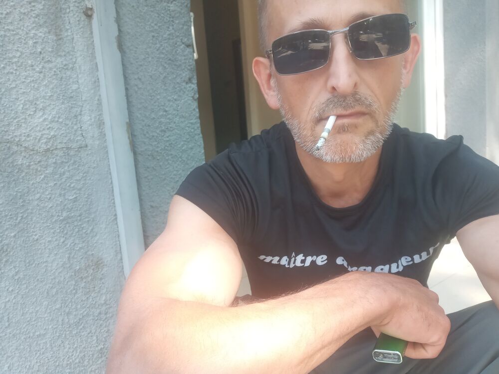  52616784  , 42 ,    