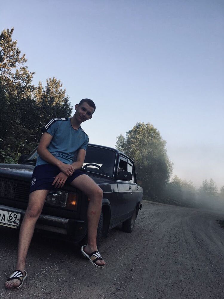  ,   Pashka, 25 ,   ,   