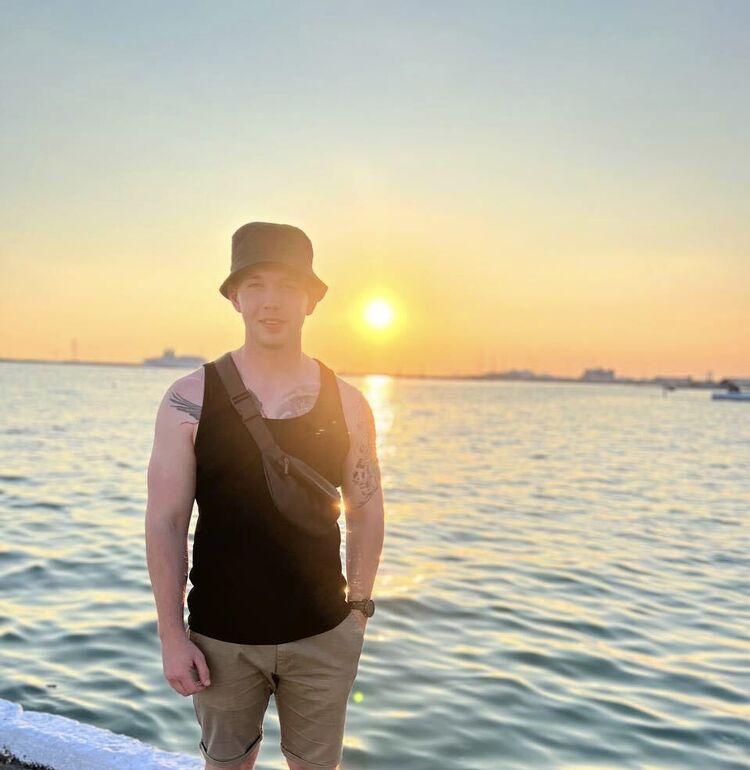 ���� 37796444 ������� ������, 28 ���, ���� ���������� � �����-����������