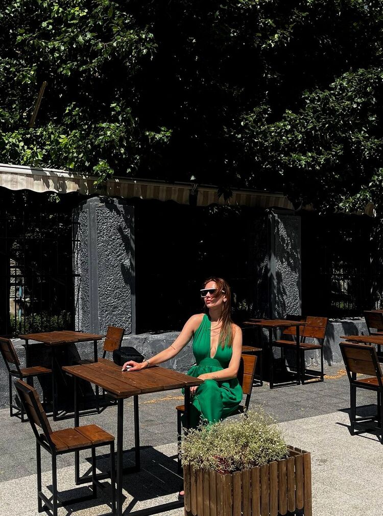  52303754  , 27 ,    -