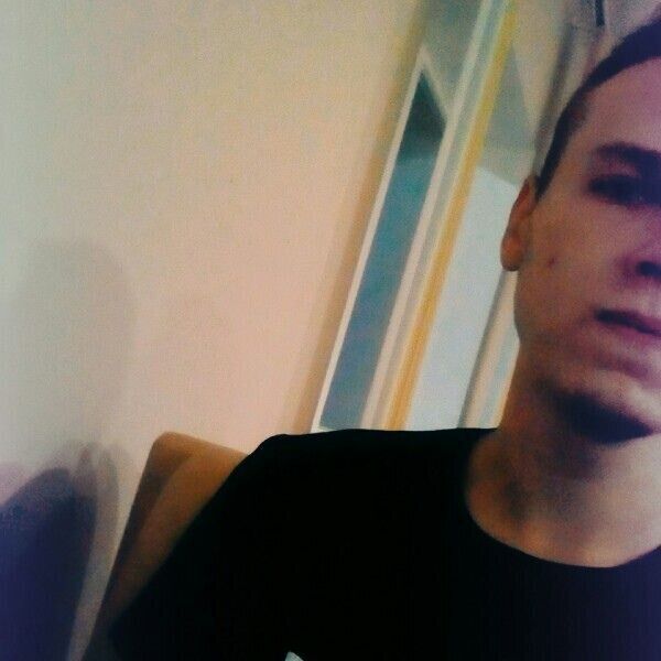  37976884  , 27 ,    