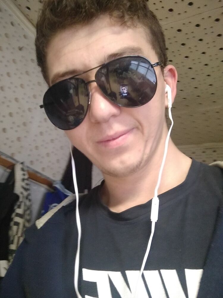  ,   Aziz, 26 ,   ,   , c 