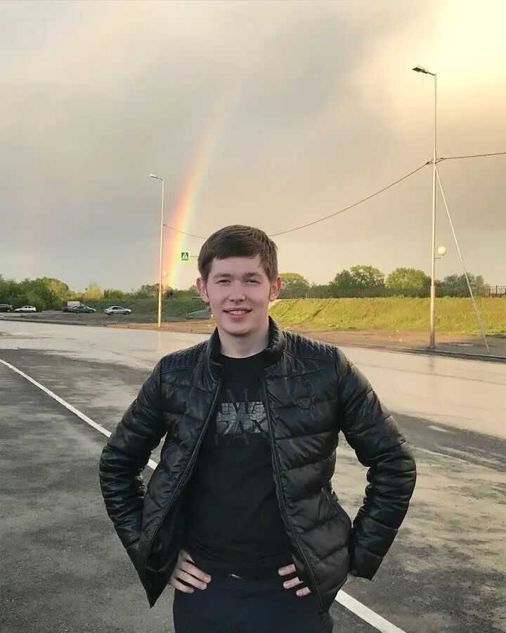  37869664  Vladimir, 26 ,    