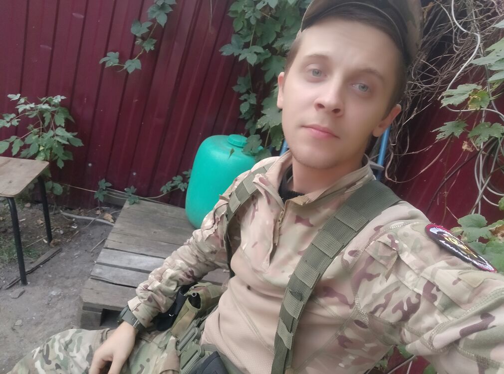  38078644  , 25 ,    