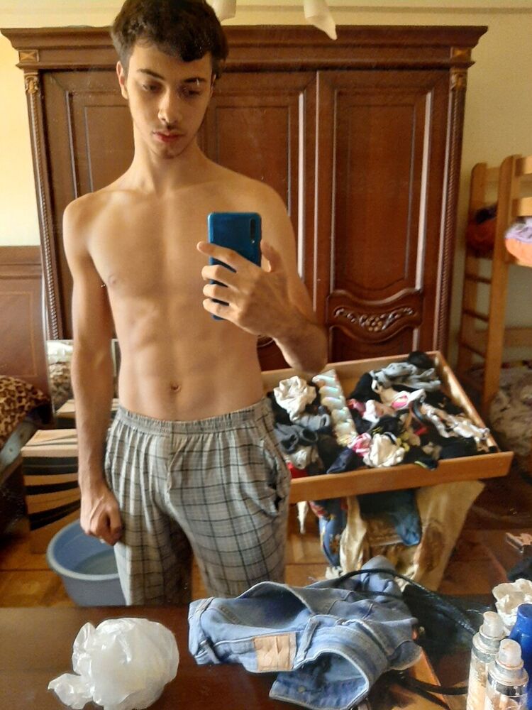  ,   Georgi, 22 ,   ,   , c 