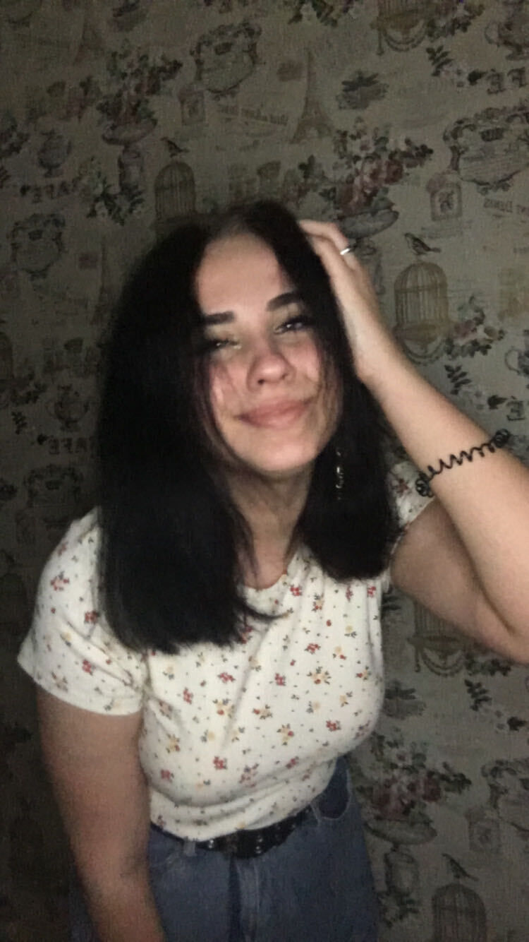  ,   Nika, 22 ,   ,   
