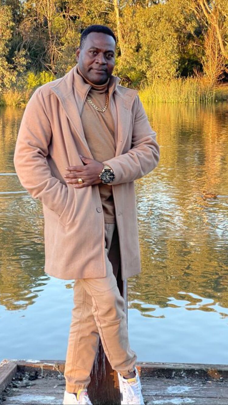 ���������� ����, ���� ������� Bobby, 53 ����, ������������ ��� ������, ����� � ���������