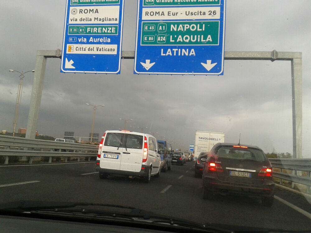  9612584  Micle, 38 ,    