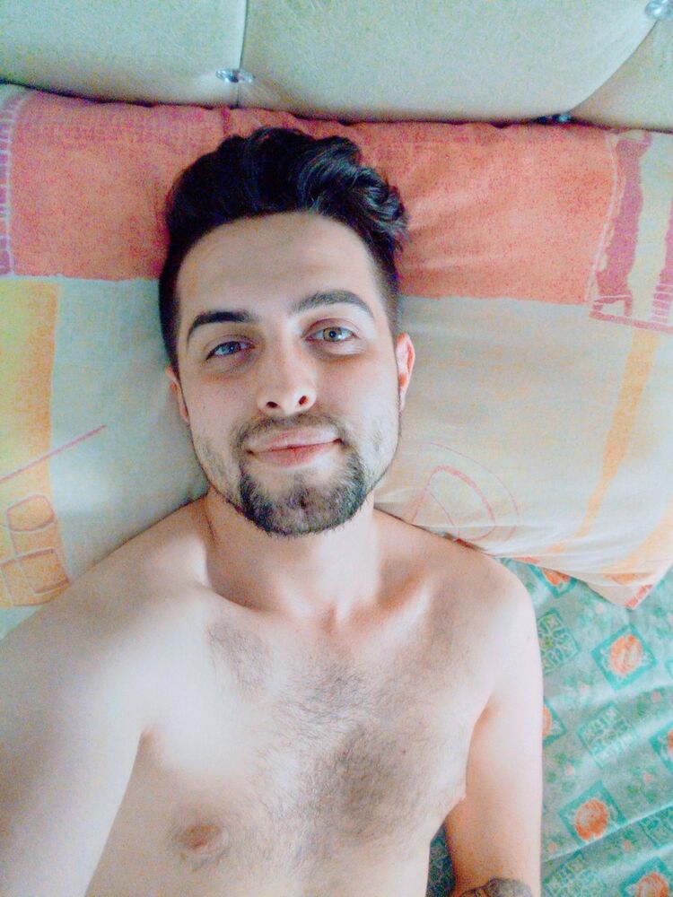  Kadikoy,   Burak, 34 ,   ,   , c 