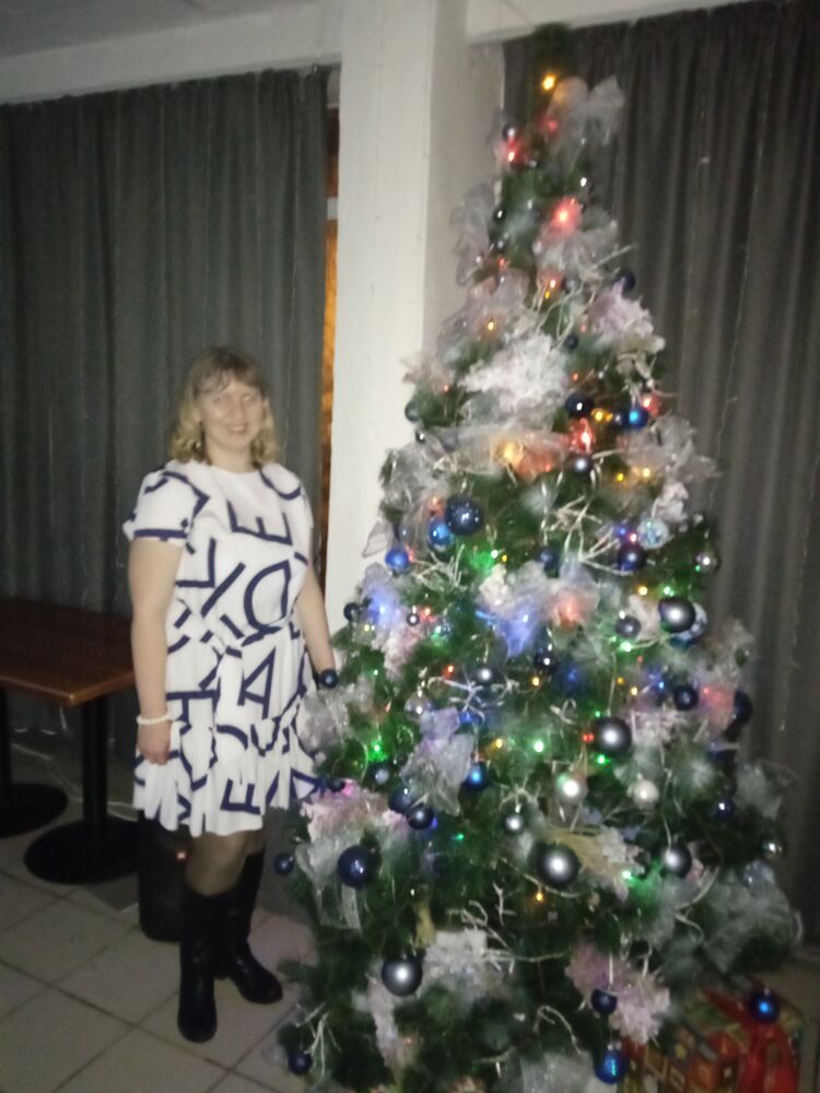  43319434  Maria, 35 ,    