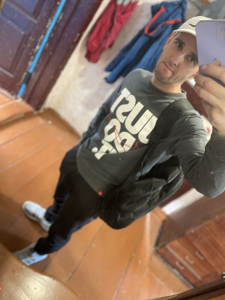  52417324  , 30 ,    