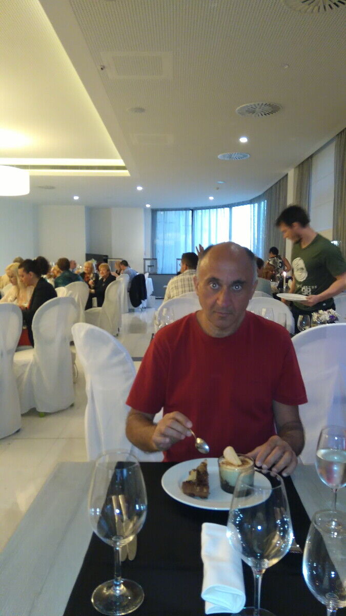  20875834  Marko, 64 ,    