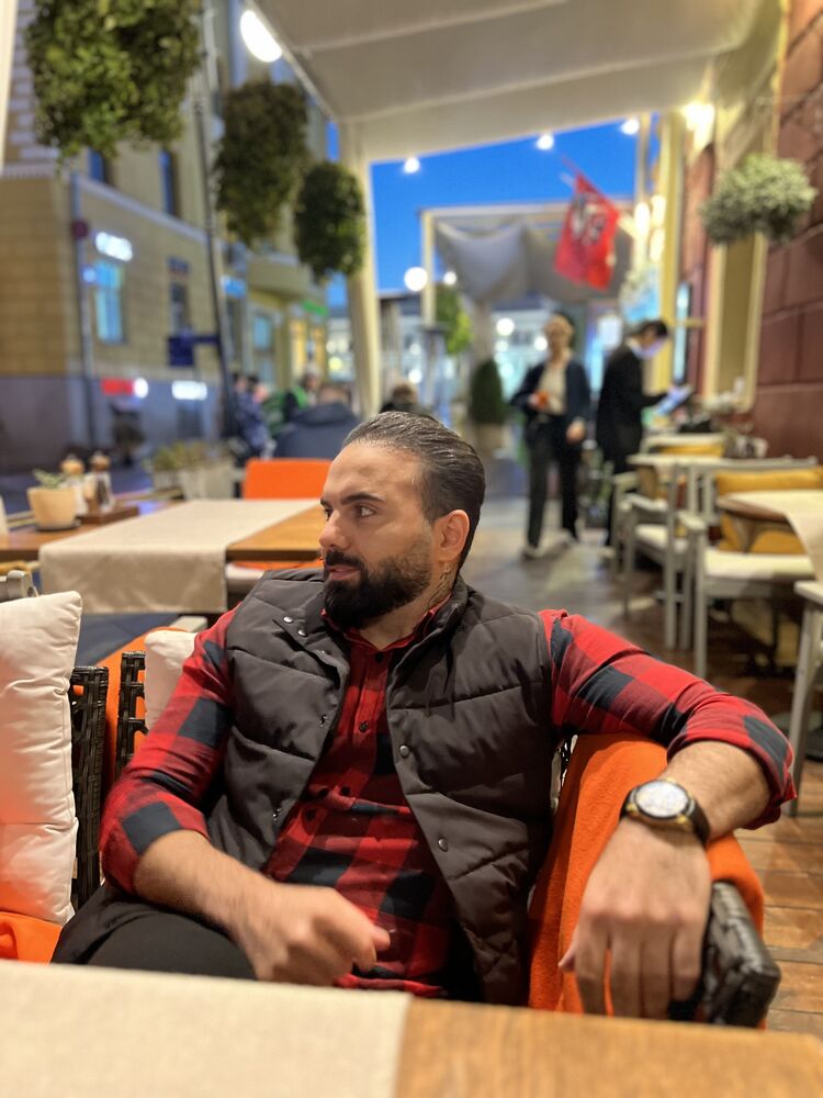  ,   Hamid, 38 ,  