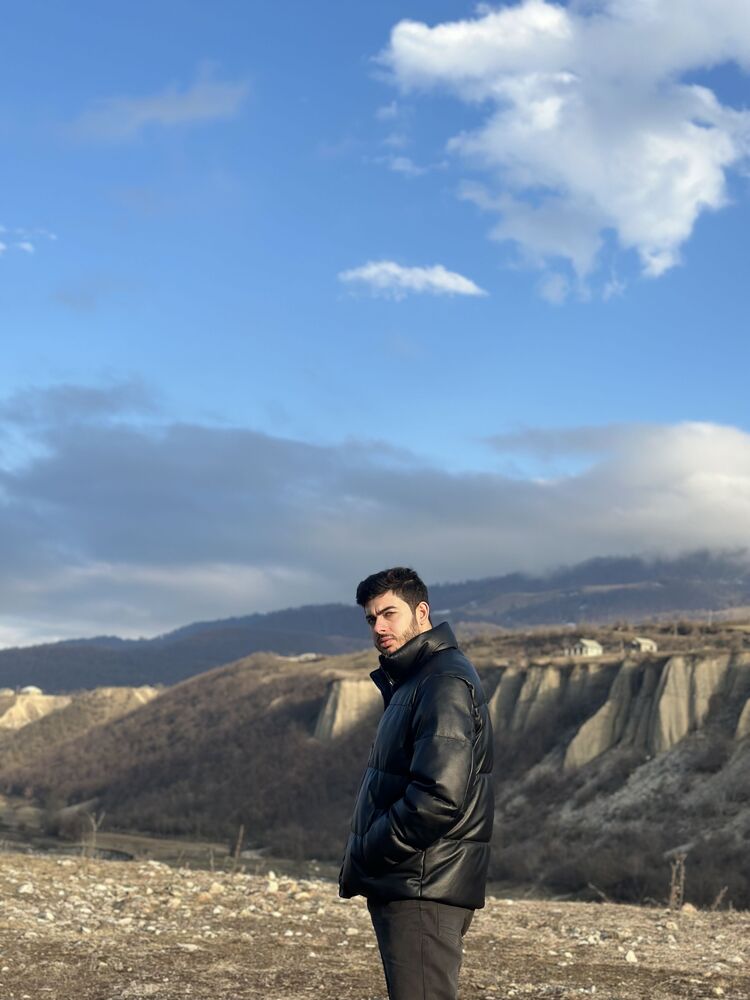  ,   Kamil, 28 ,   ,   