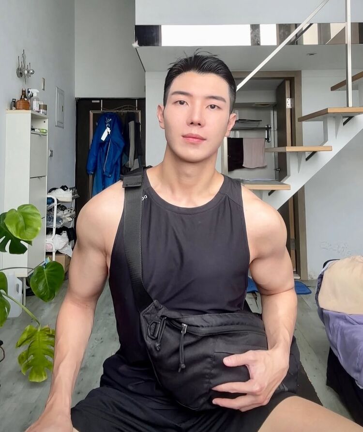  52102824  Seojun, 26 ,    Kemerburgaz