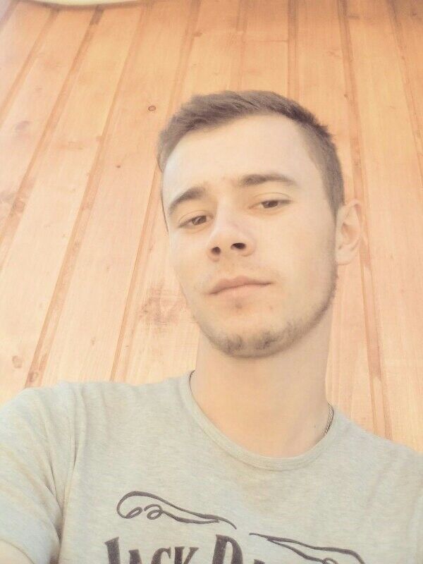  15745034  Nikosh, 31 ,    