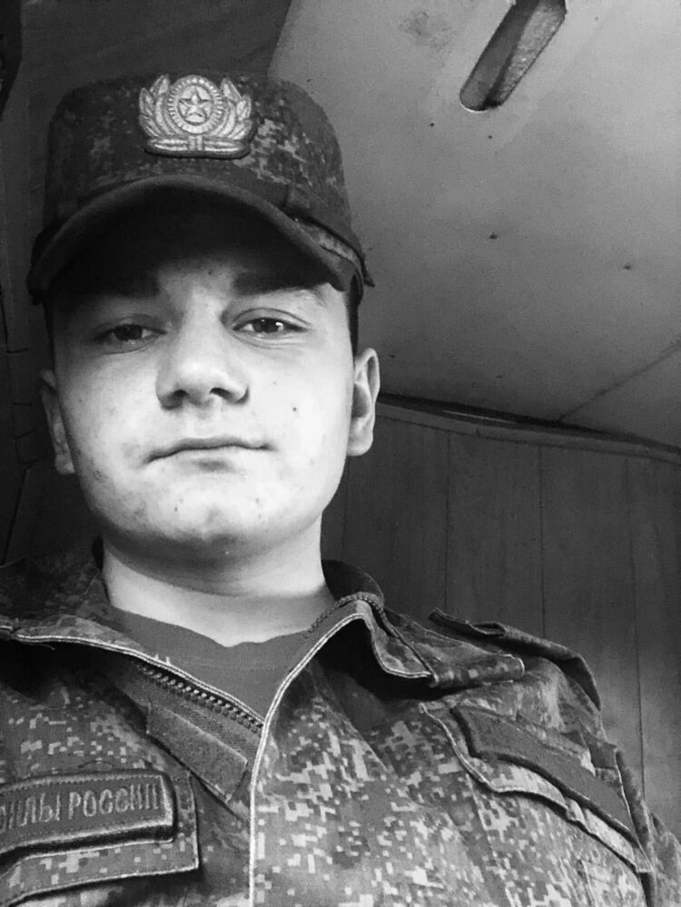  49778494  , 22 ,    