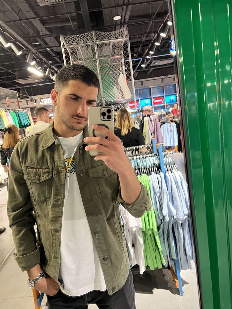  ,   Mani, 23 ,   ,   