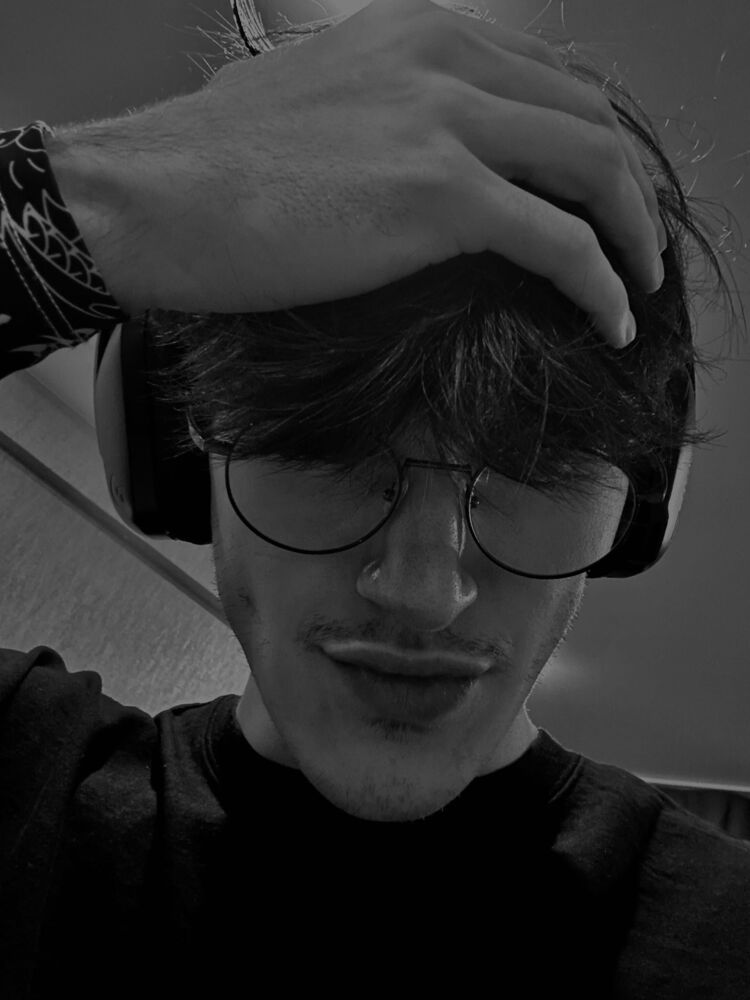 ���� 52161084 ����� ������, 22 ����, ���� ���������� � ���������� ������