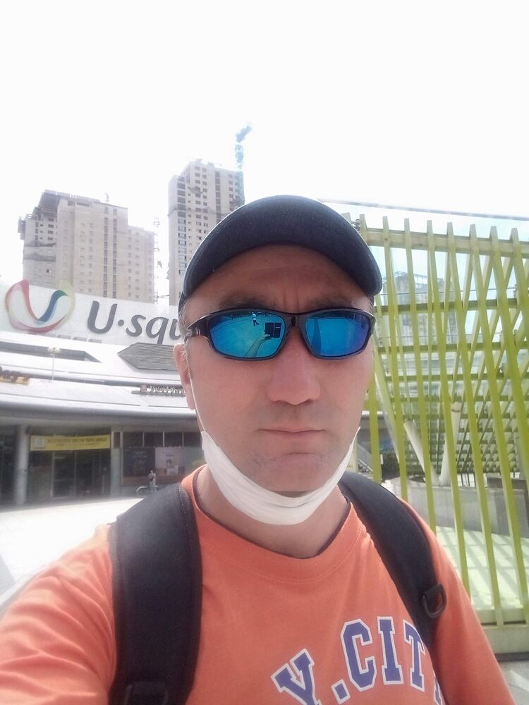  35256084  Oleg, 45 ,    