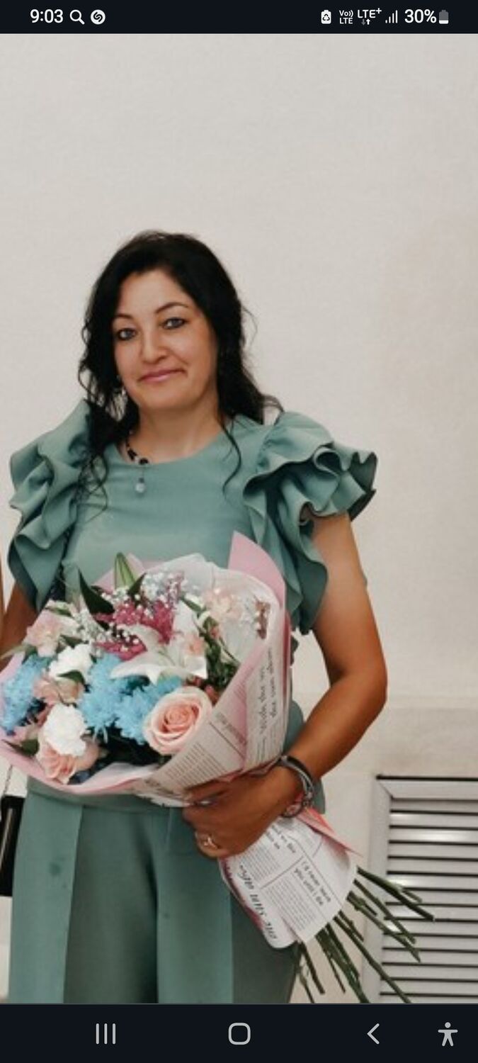  53238954  KATIA, 49 ,    