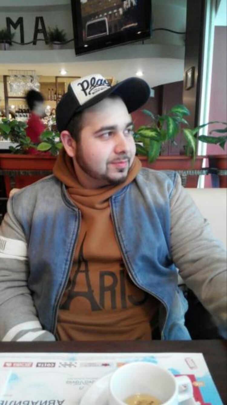  ,   Alex, 33 ,   ,   