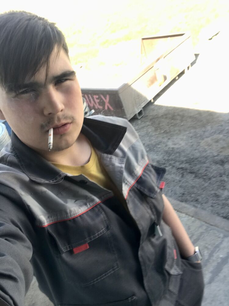  39543704  , 21 ,    