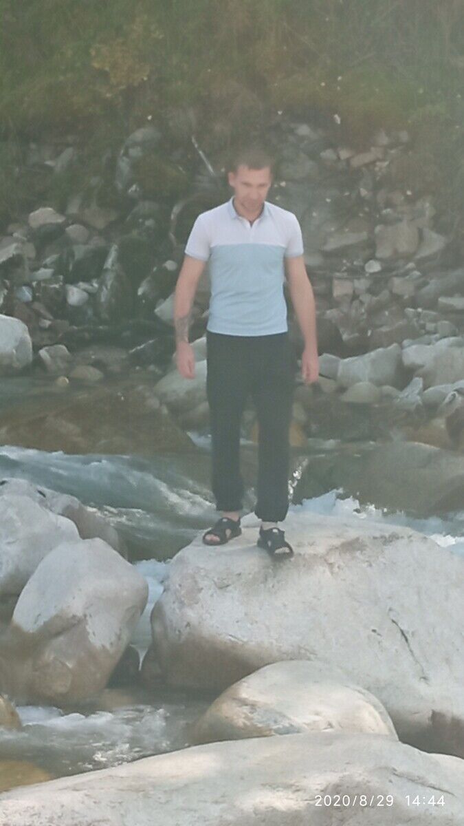  21010744  , 39 ,    