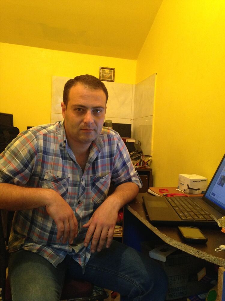  4558004  Gio, 43 ,    