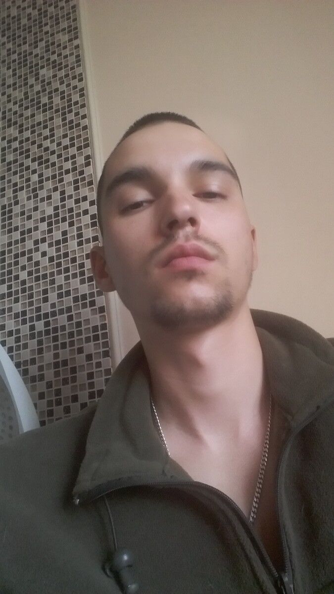  -,   , 32 ,   