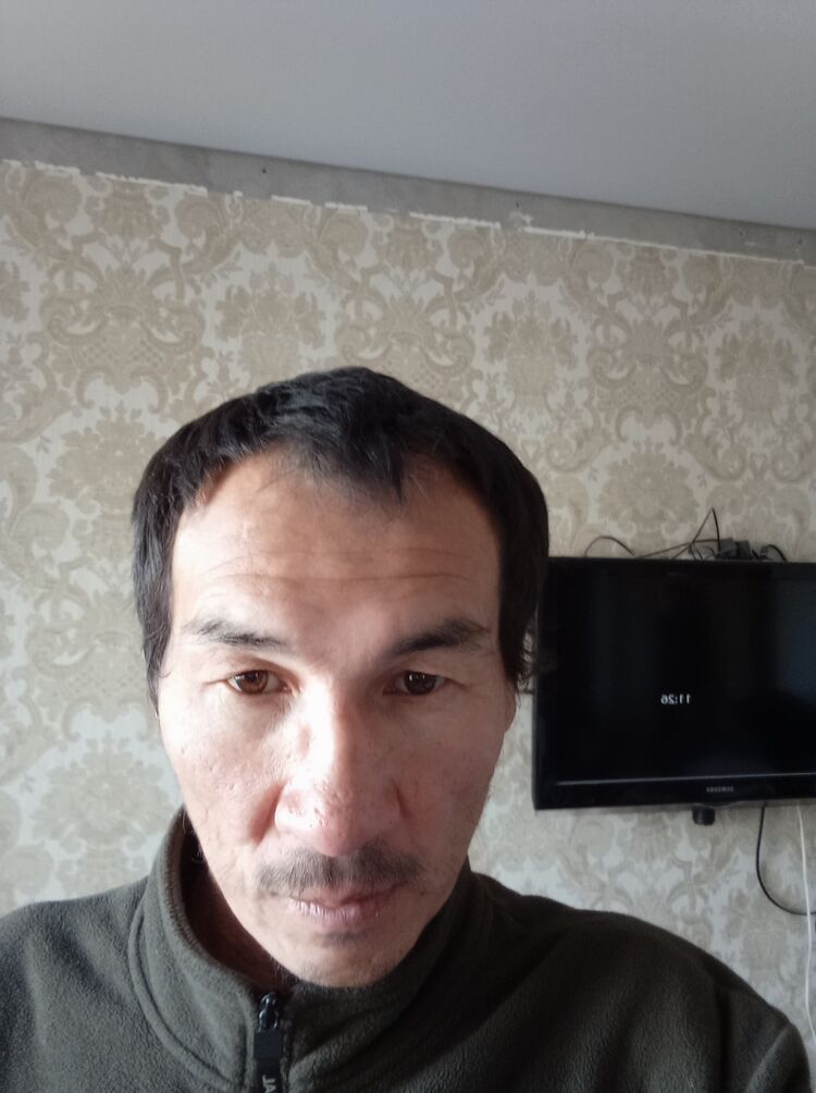  40360494  , 42 ,    