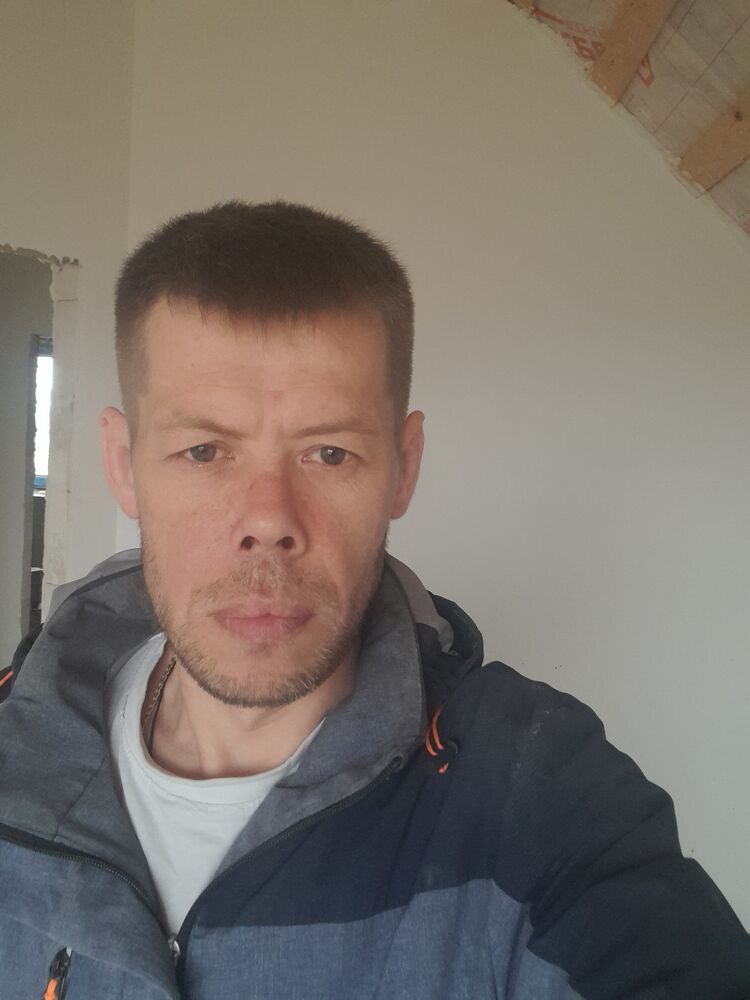  28384594  , 44 ,    