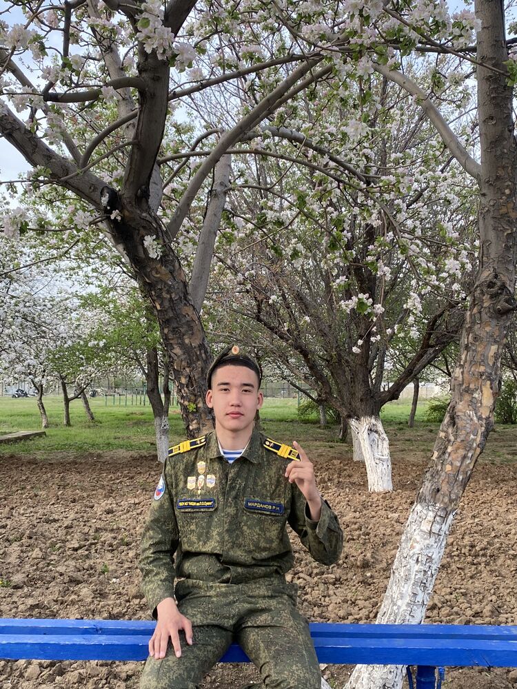  47515144  , 21 ,    -